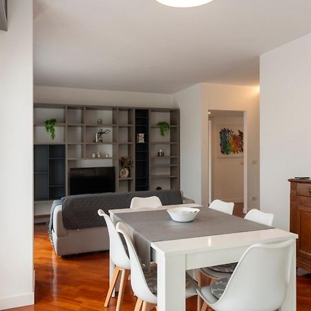 Villa Fenix Milano Esterno foto